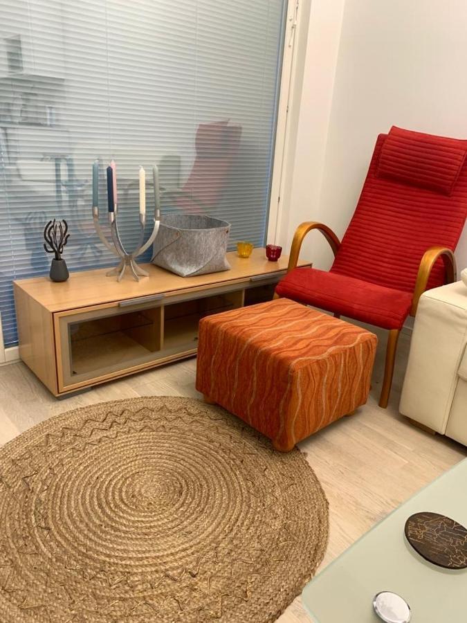 Modern Apartment Nearby Airport Vantaa Bagian luar foto